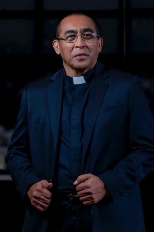 Pdt Jack Manuputty, Pimpin Ibadah Pembukaan  Sidang Sinode ke-39, Gereja Diajak Bertumbuh dalam Anugerah Allah