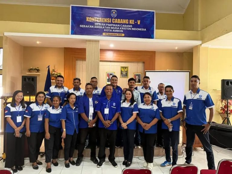 4 DPAC Resmi Dukung Desy Kosita Hallauw Pimpin GAMKI Ambon 2025–2028