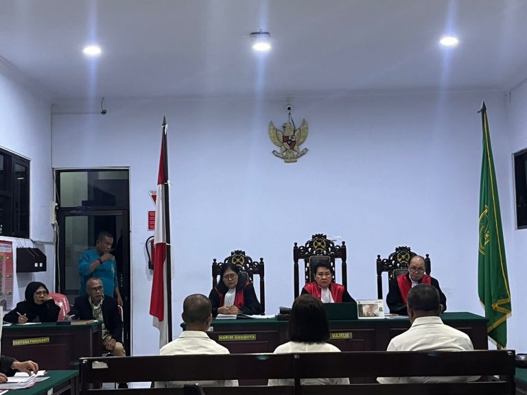 Sidang Tiga Terdakwa Korupsi Tanimbar, Jaksa Urai Peran Eks Bupati dan Direksi ‘Hanguskan’ Dana Rp.6,25 Miliar