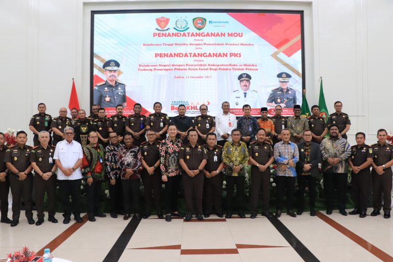 Kejati Maluku dan Pemprov Teken MoU Penerapan Pidana Kerja Sosial Jelang Berlakunya KUHP Baru 2026