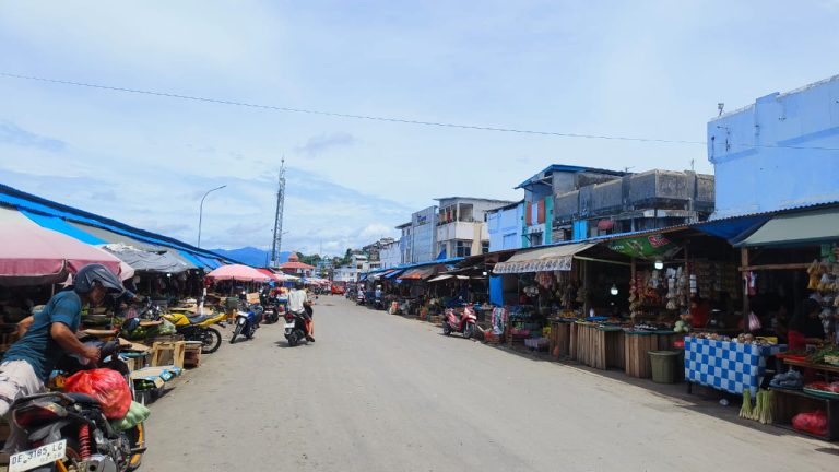 Bantah Lakukan “Pungli”, Pemneg Batu Merah Sebut Revitalisasi Lapak “Kesepakatan Bersama”