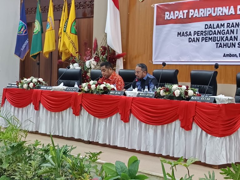 Tuntaskan Masa Sidang I, DPRD Maluku Berhasil Sahkan 6 Perda dan 14 SK