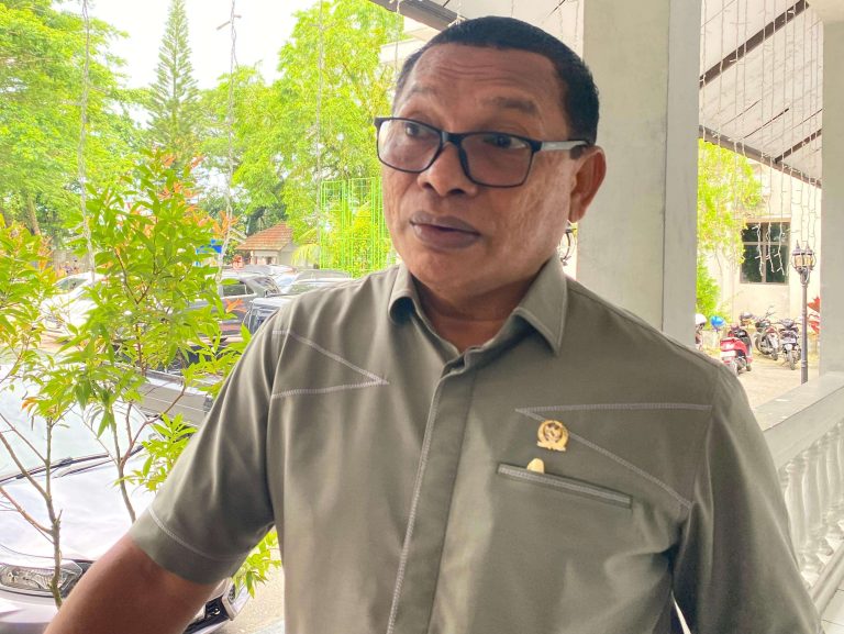DPRD Kota Ambon Pertanyakan Nasib dan Kejelasan Status 117 Tenaga Pengajar