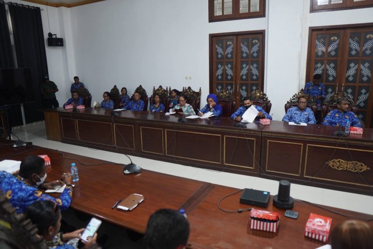 Jelang Kedatangan Menteri Sosial, Pemkab Malra Gelar Rapat Koordinasi