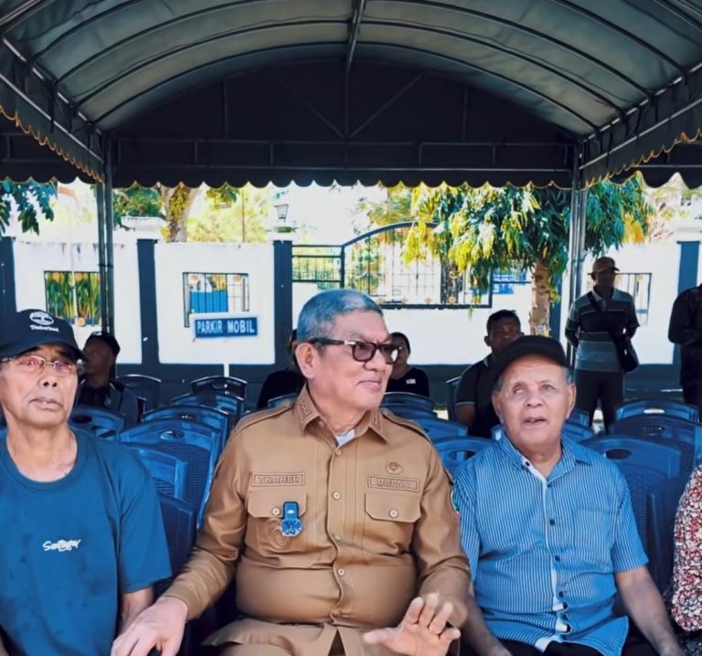 Pastikan Kesiapan Kedatangan Mensos RI, Bupati Malra Gelar Tinjauan Lapangan